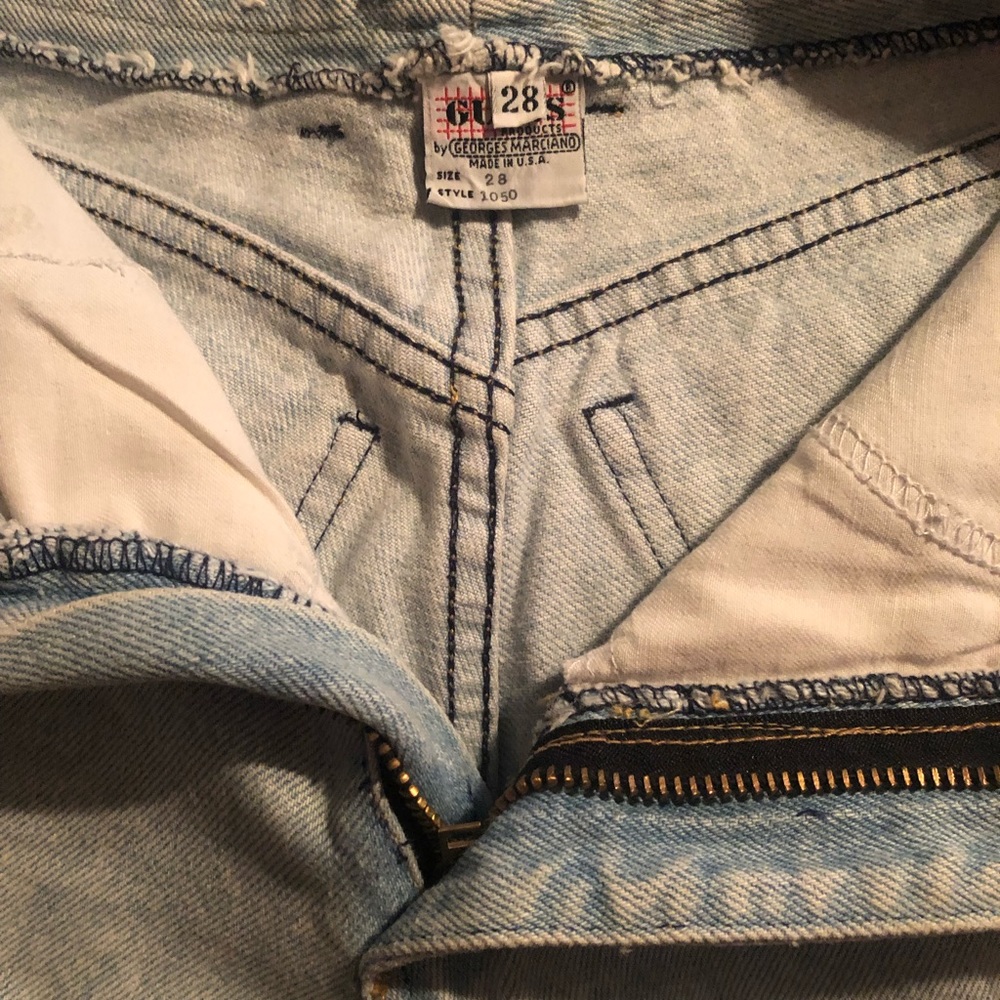 Guess stonewashed jeans